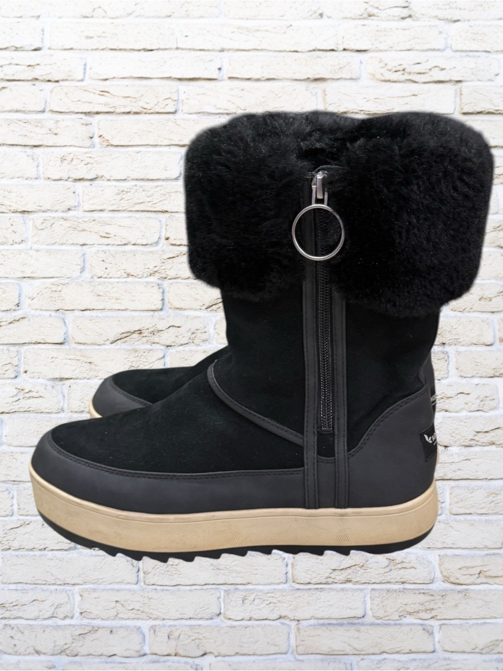 Koolaburra by UGG Tynlee boots Size 7 - Black